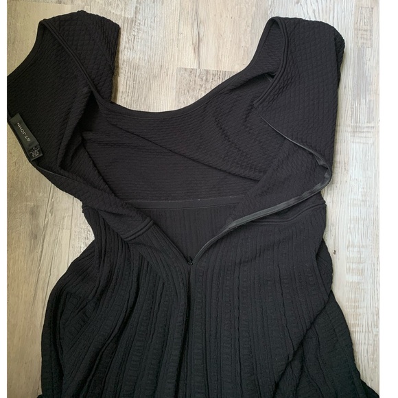 St John : black jacquard fit & flare knit dress - Picture 12 of 12